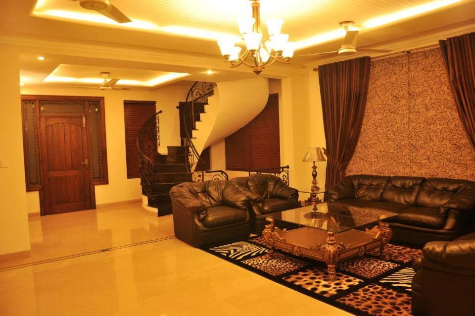 Reina Boutique Hotel - G9 Islamabad Luaran gambar