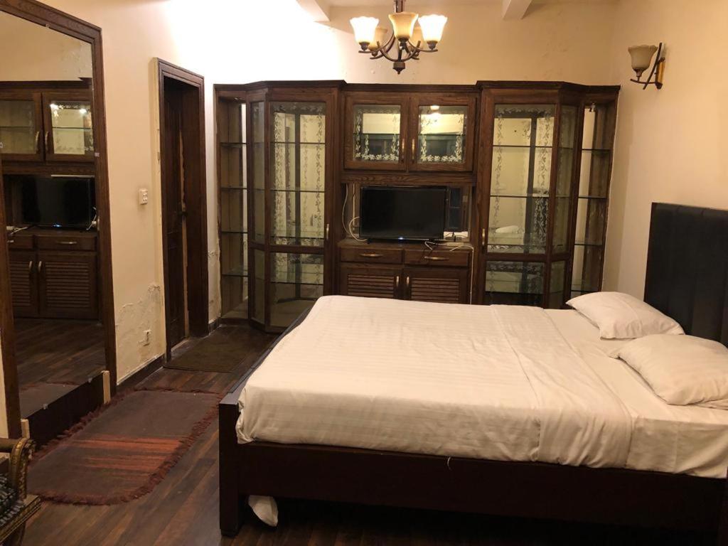 Reina Boutique Hotel - G9 Islamabad Luaran gambar